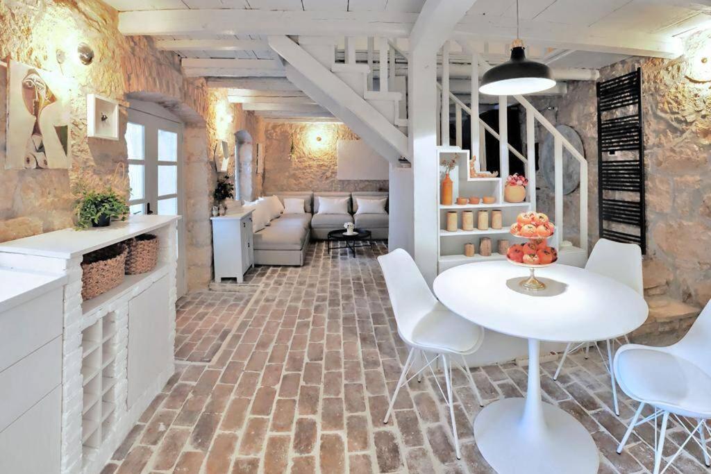 Ferienhaus Villa Alisia, Wunderschoenes Natursteinhaus Bei Porec, Istrien, Kroatien Vranje Selo Esterno foto