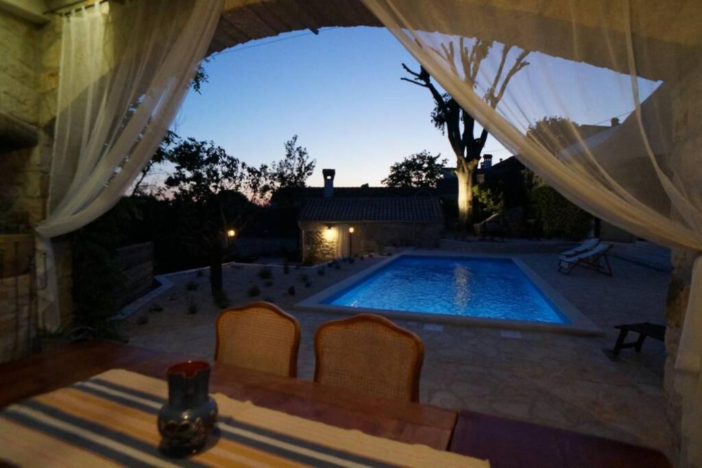 Ferienhaus Villa Alisia, Wunderschoenes Natursteinhaus Bei Porec, Istrien, Kroatien Vranje Selo Esterno foto