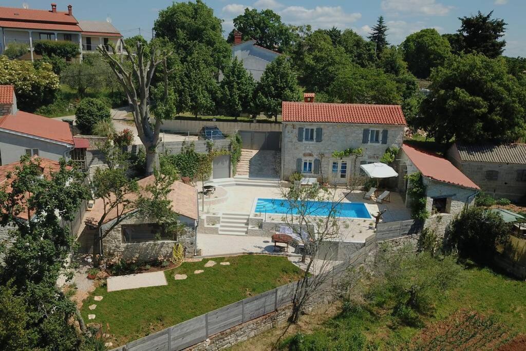 Ferienhaus Villa Alisia, Wunderschoenes Natursteinhaus Bei Porec, Istrien, Kroatien Vranje Selo Esterno foto