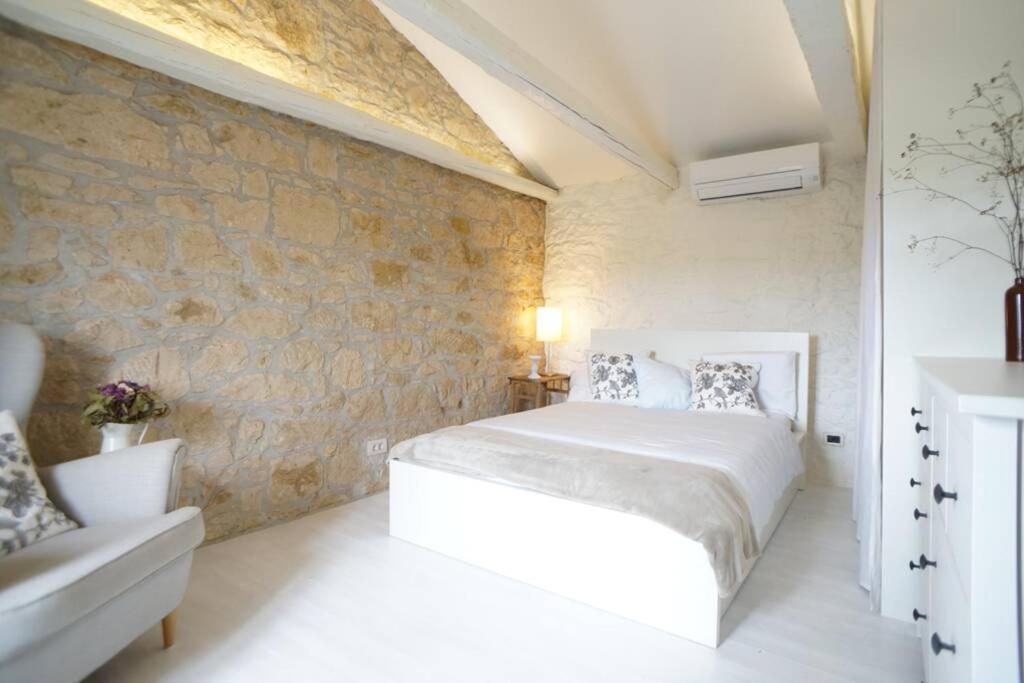 Ferienhaus Villa Alisia, Wunderschoenes Natursteinhaus Bei Porec, Istrien, Kroatien Vranje Selo Esterno foto