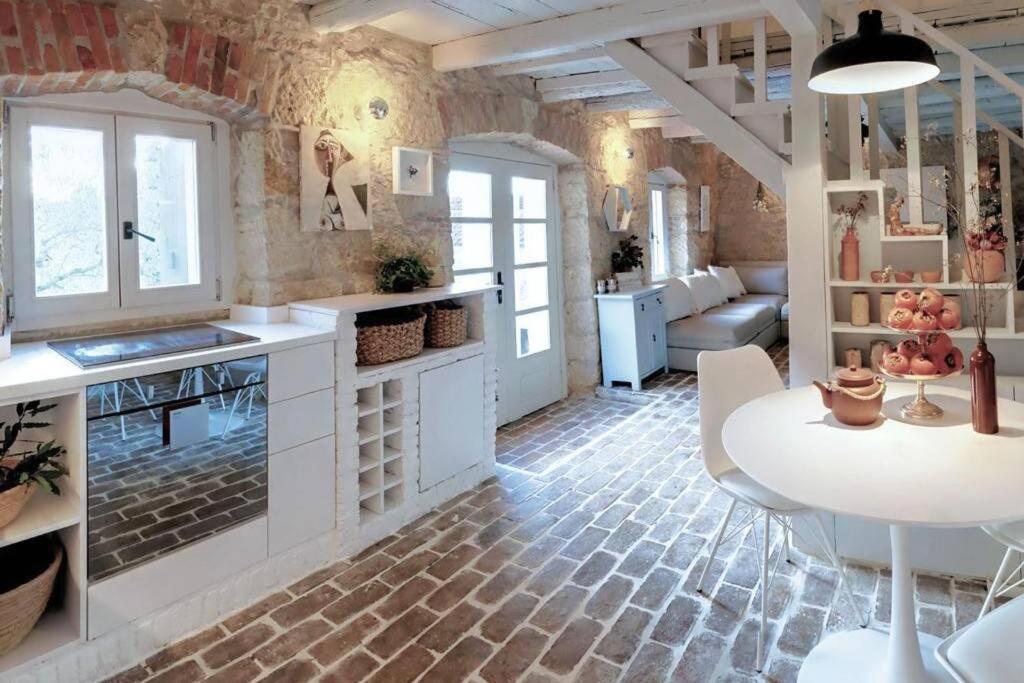 Ferienhaus Villa Alisia, Wunderschoenes Natursteinhaus Bei Porec, Istrien, Kroatien Vranje Selo Esterno foto